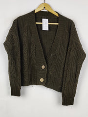 Buy online pre-used pre-loved 100% authentic & Original branded Unknown Brand (LS-17751) available in Pakistan. Top international brands avilable.