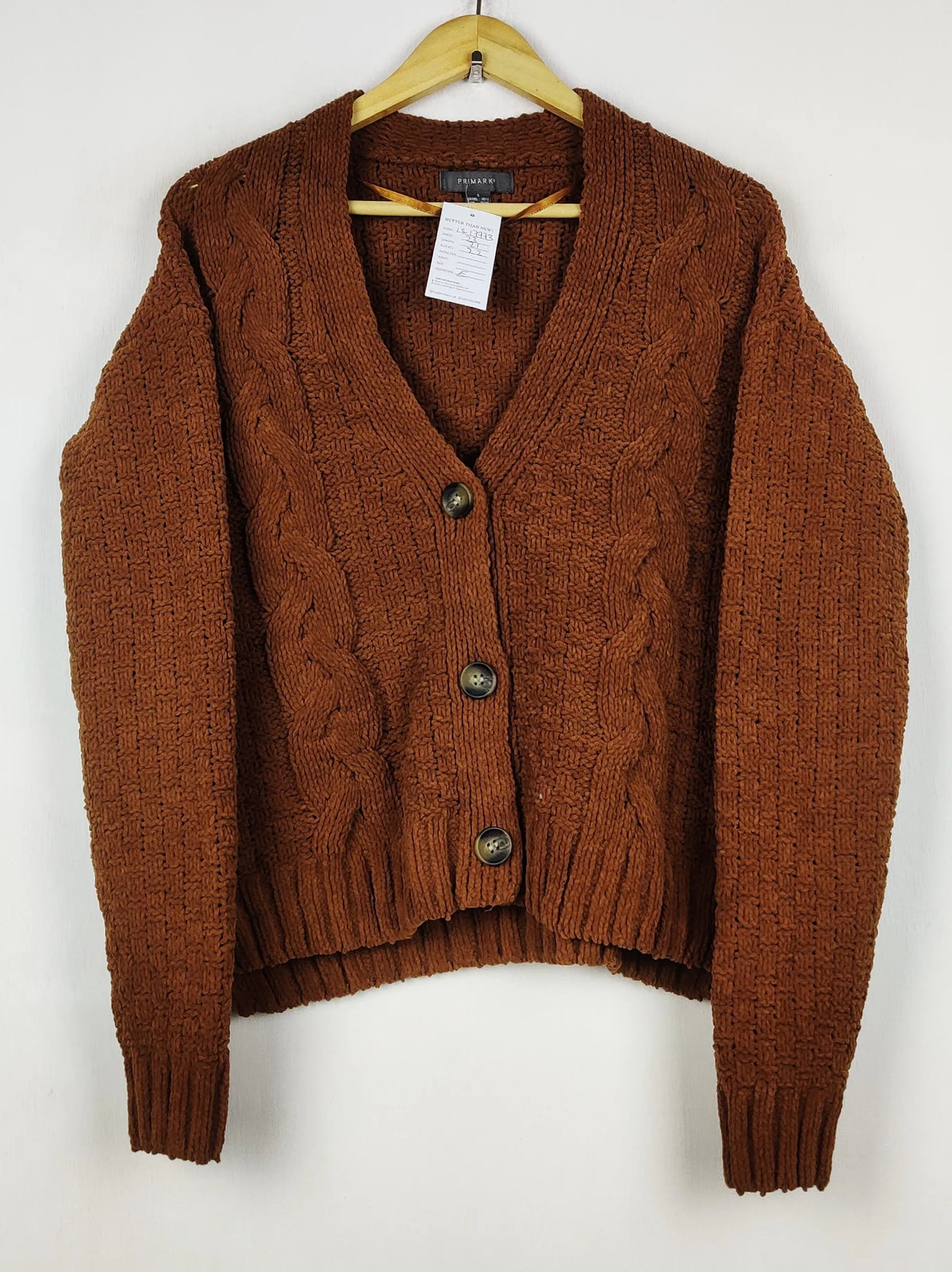 Buy online pre-used pre-loved 100% authentic & Original branded Primark (LS-17773) available in Pakistan. Top international brands avilable.