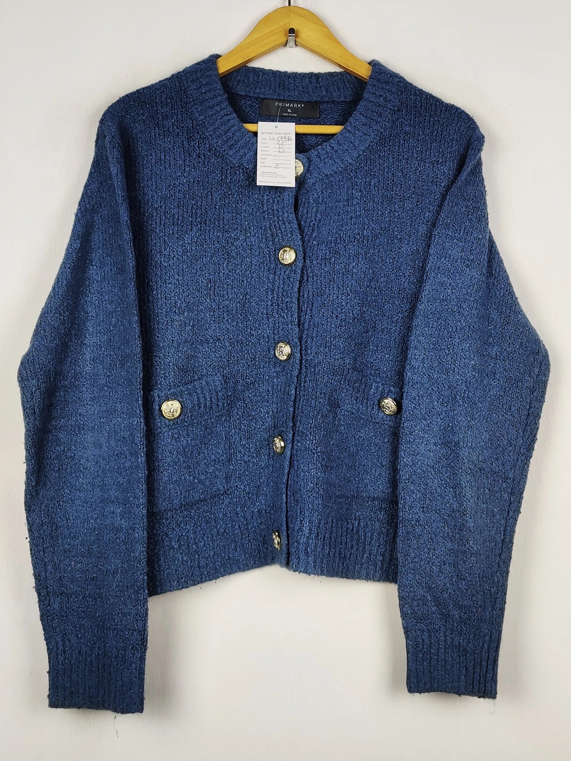 Buy online pre-used pre-loved 100% authentic & Original branded Primark (LS-17776) available in Pakistan. Top international brands avilable.
