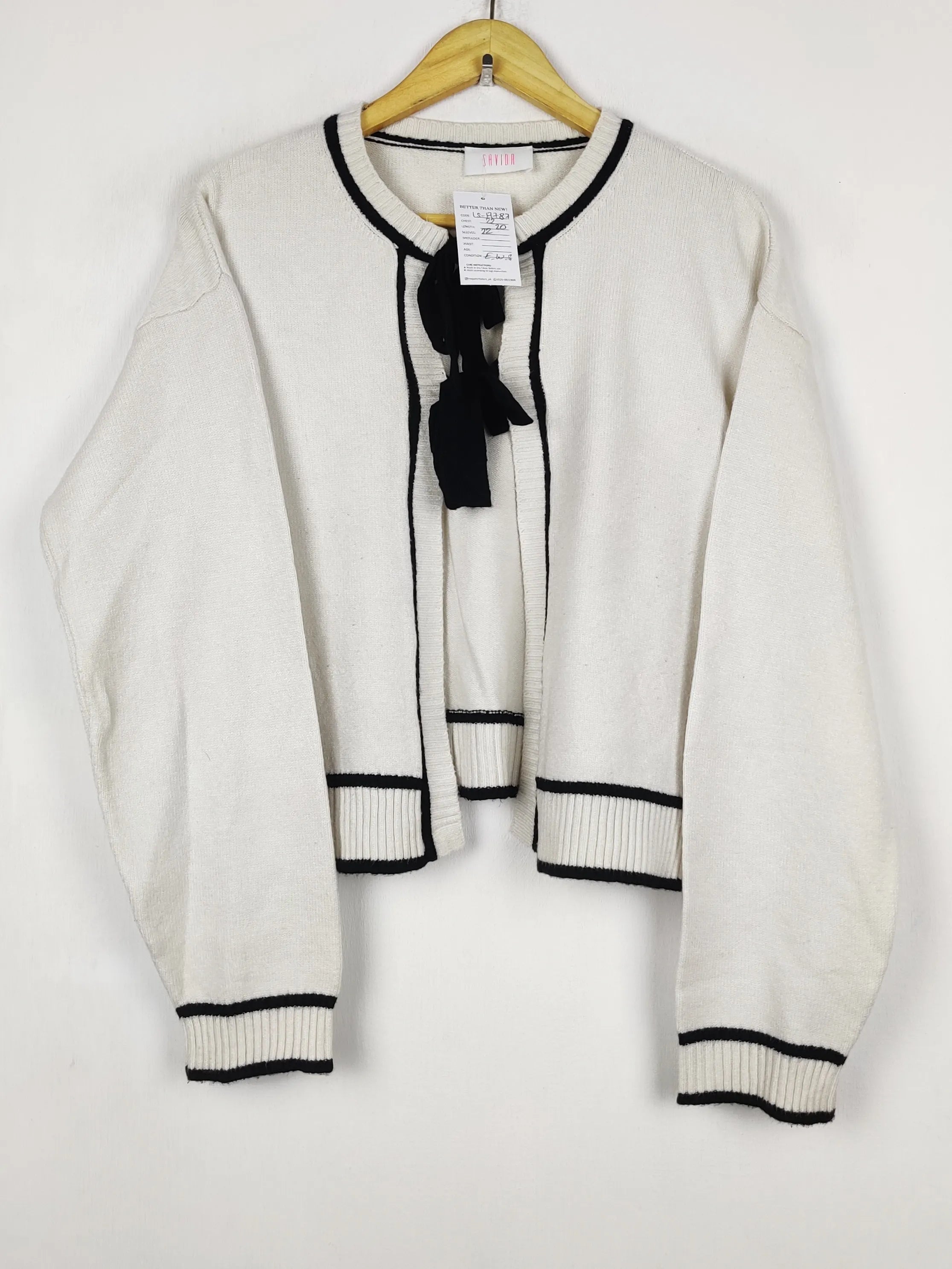 Buy online pre-used pre-loved 100% authentic & Original branded Savida (LS-17787) available in Pakistan. Top international brands avilable.