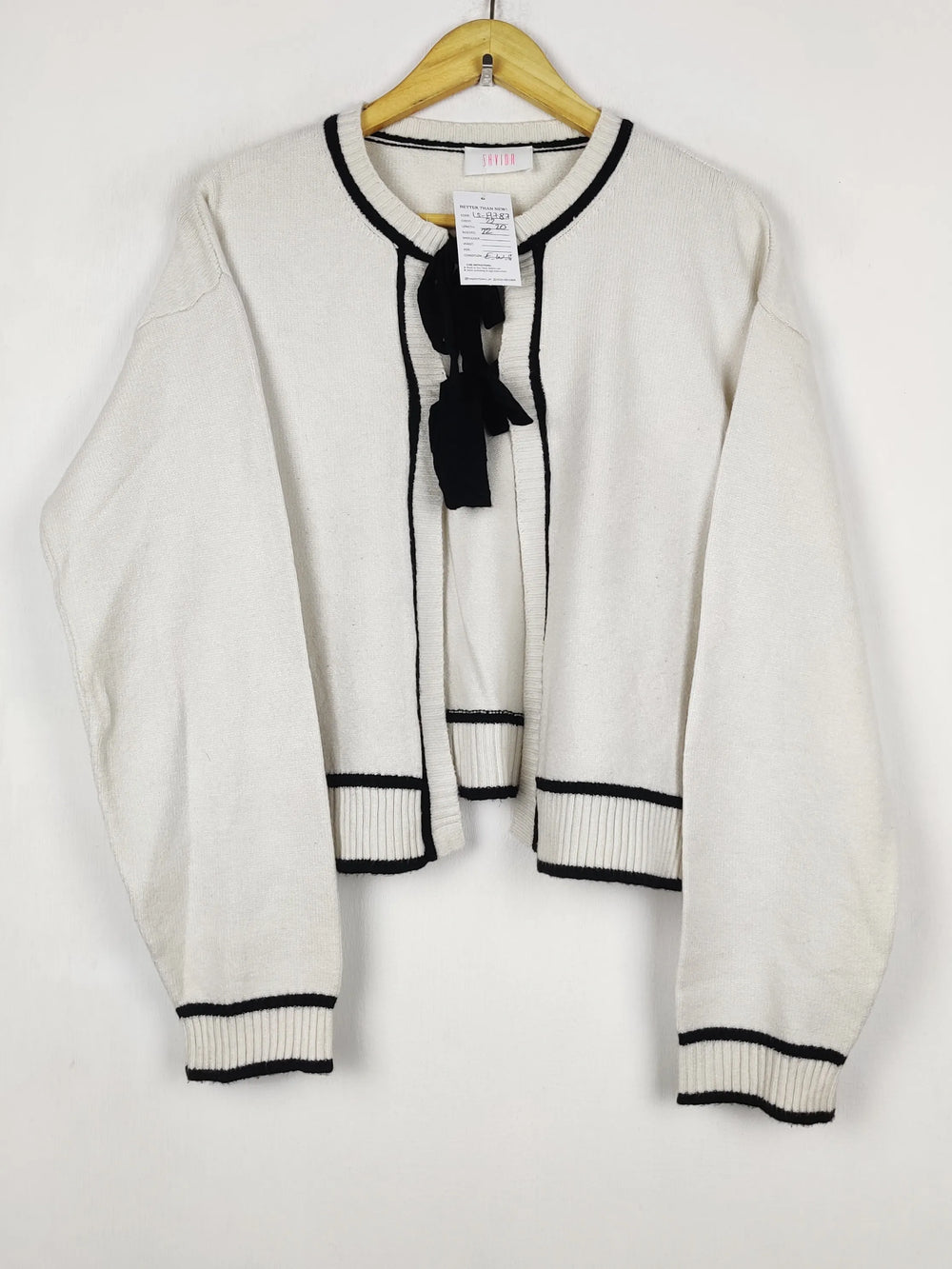 Buy online pre-used pre-loved 100% authentic & Original branded Savida (LS-17787) available in Pakistan. Top international brands avilable.
