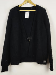 Buy online pre-used pre-loved 100% authentic & Original branded Superdry (LS-17799) available in Pakistan. Top international brands avilable.