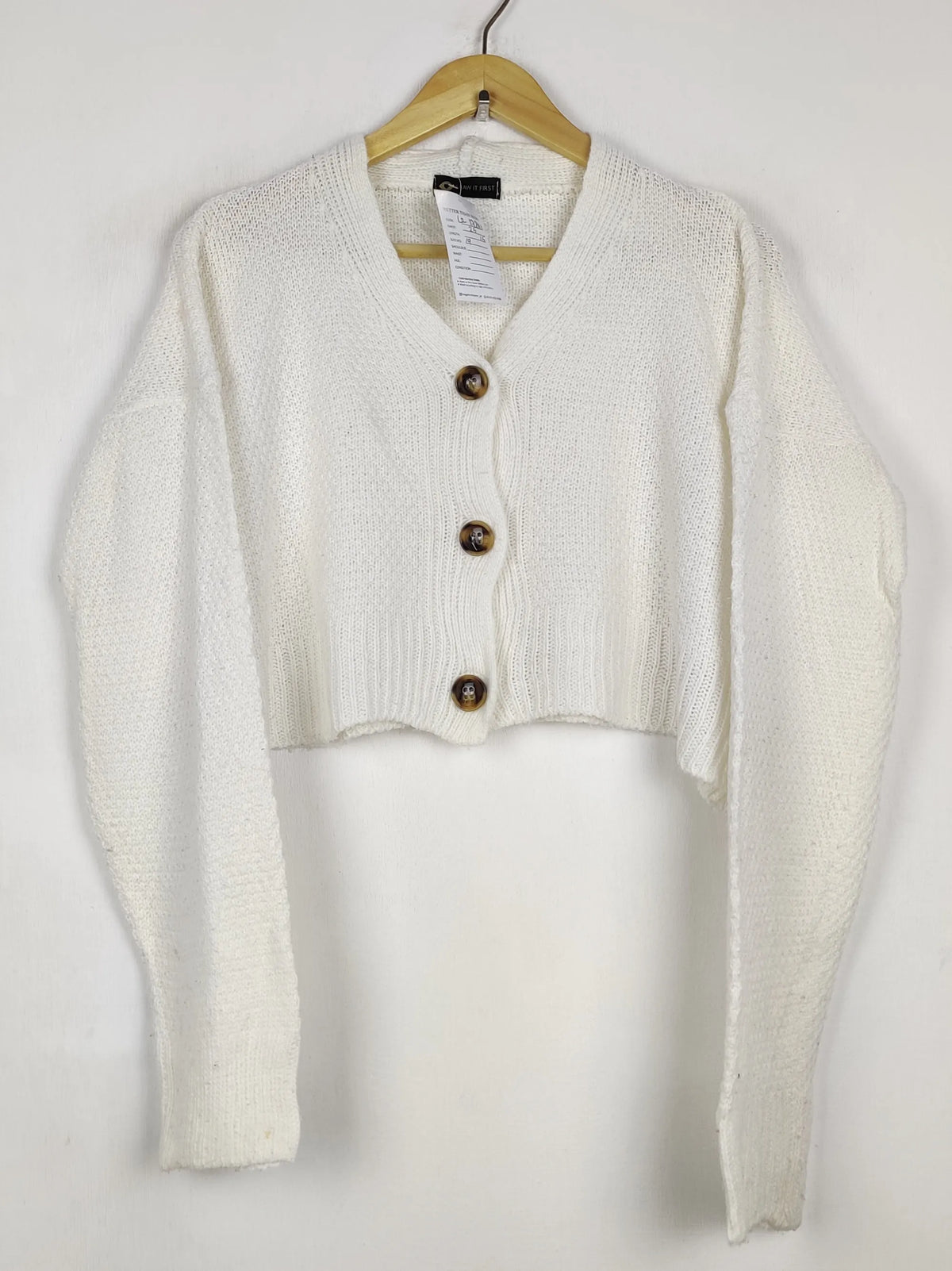 Buy online pre-used pre-loved 100% authentic & Original branded I Saw It First (LS-17811) available in Pakistan. Top international brands avilable.