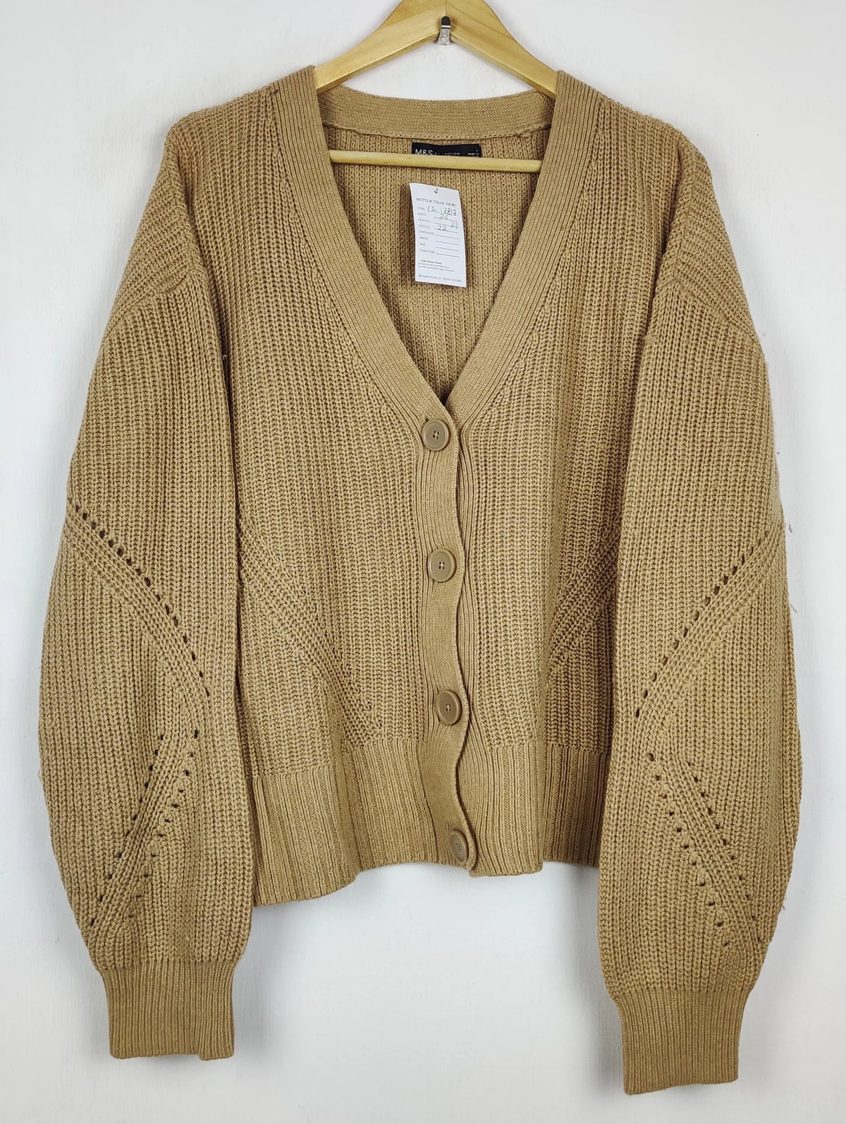 Buy online pre-used pre-loved 100% authentic & Original branded Mark & Spencer (LS-17817) available in Pakistan. Top international brands avilable.