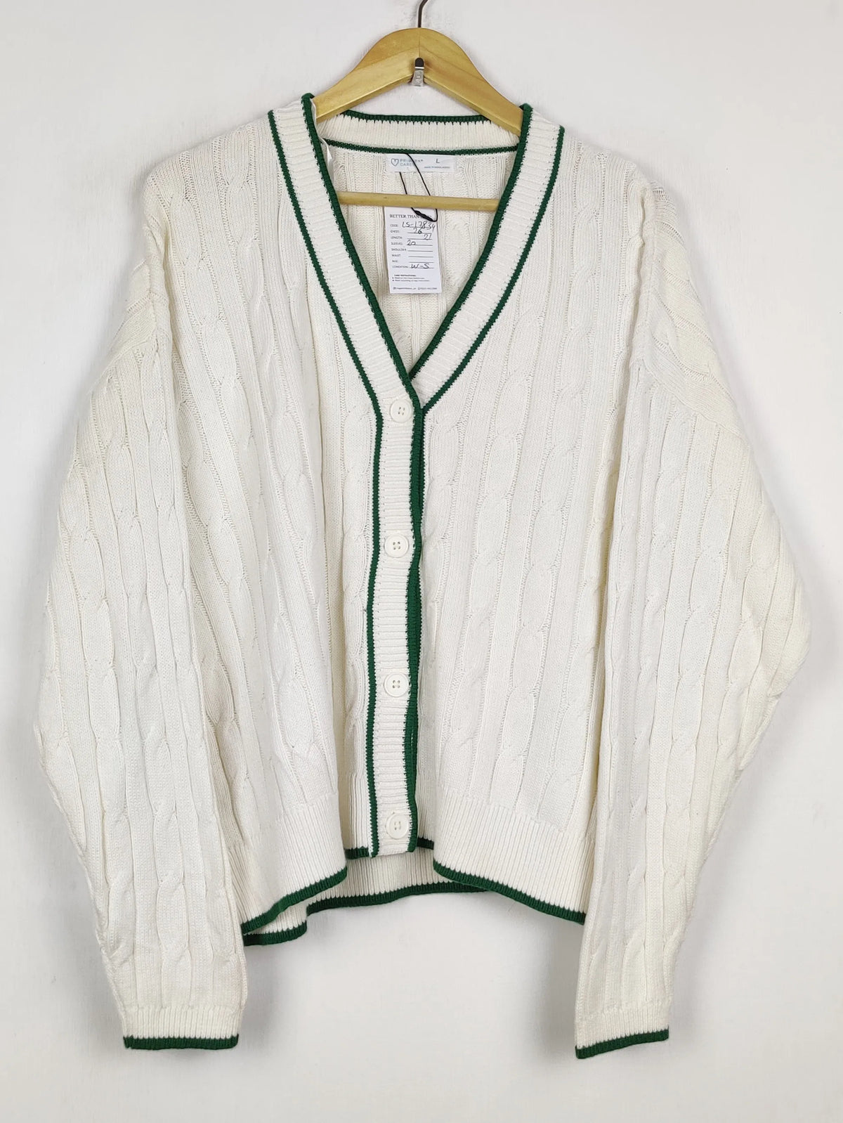 Buy online pre-used pre-loved 100% authentic & Original branded Primark (LS-17834) available in Pakistan. Top international brands avilable.