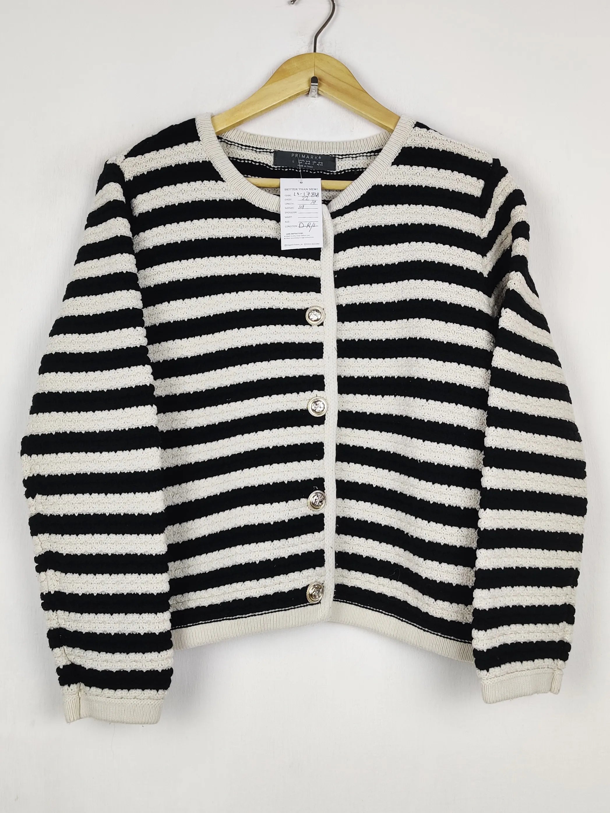 Buy online pre-used pre-loved 100% authentic & Original branded Primark (LS-17838) available in Pakistan. Top international brands avilable.