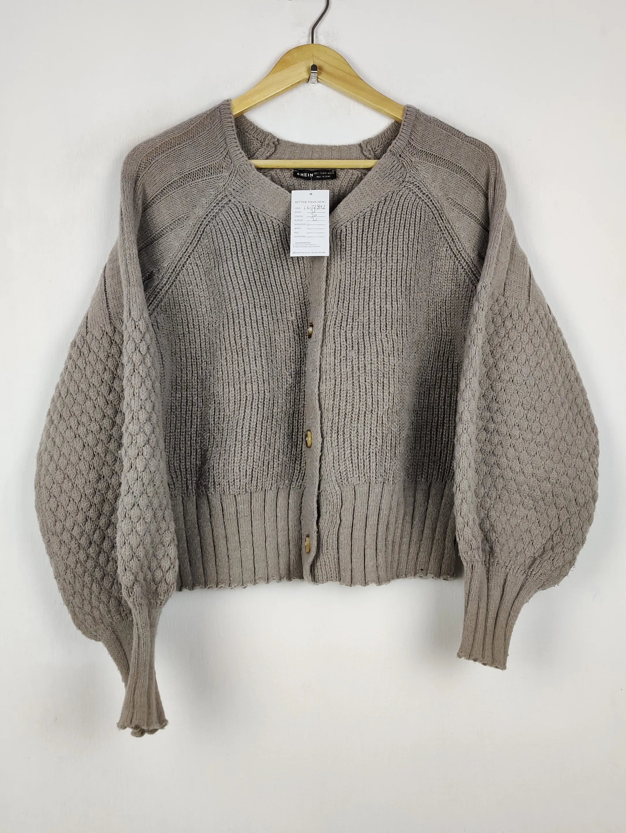 Buy online pre-used pre-loved 100% authentic & Original branded Shein (LS-17842) available in Pakistan. Top international brands avilable.