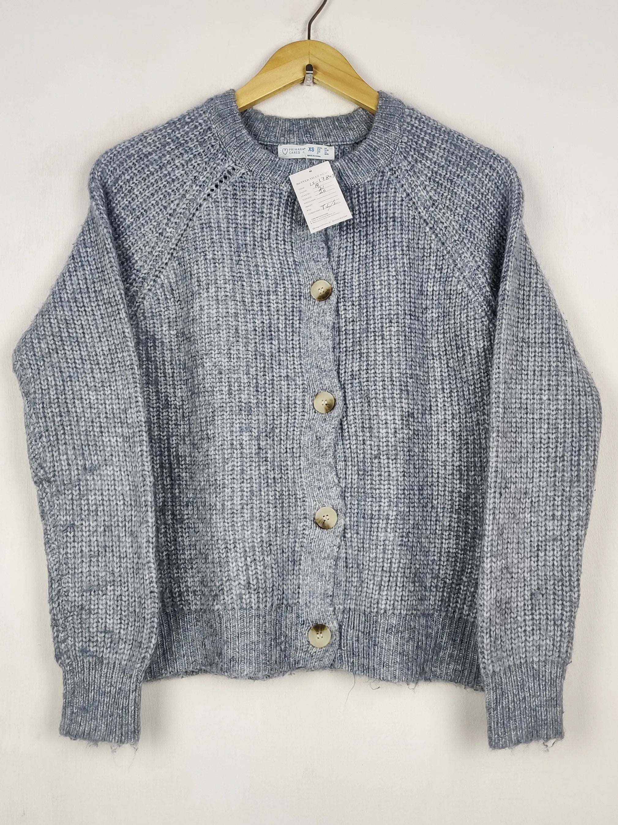 Buy online pre-used pre-loved 100% authentic & Original branded Primark (LS-17843) available in Pakistan. Top international brands avilable.