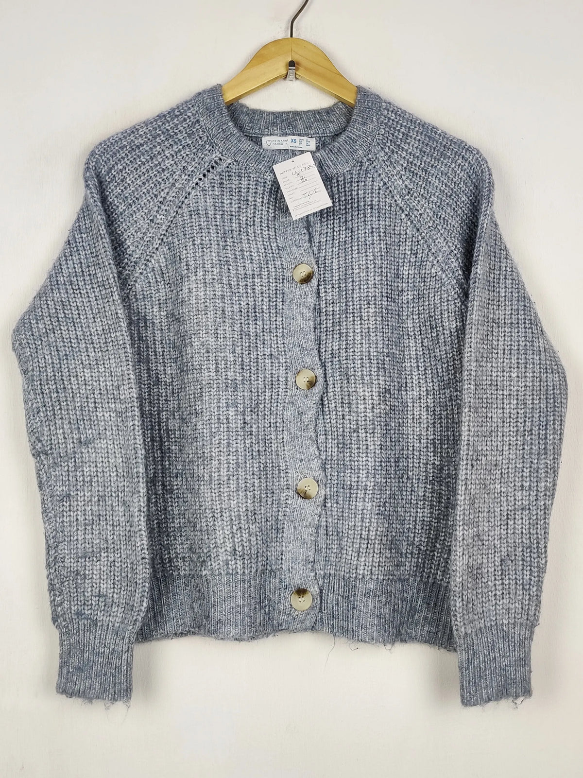 Buy online pre-used pre-loved 100% authentic & Original branded Primark (LS-17843) available in Pakistan. Top international brands avilable.
