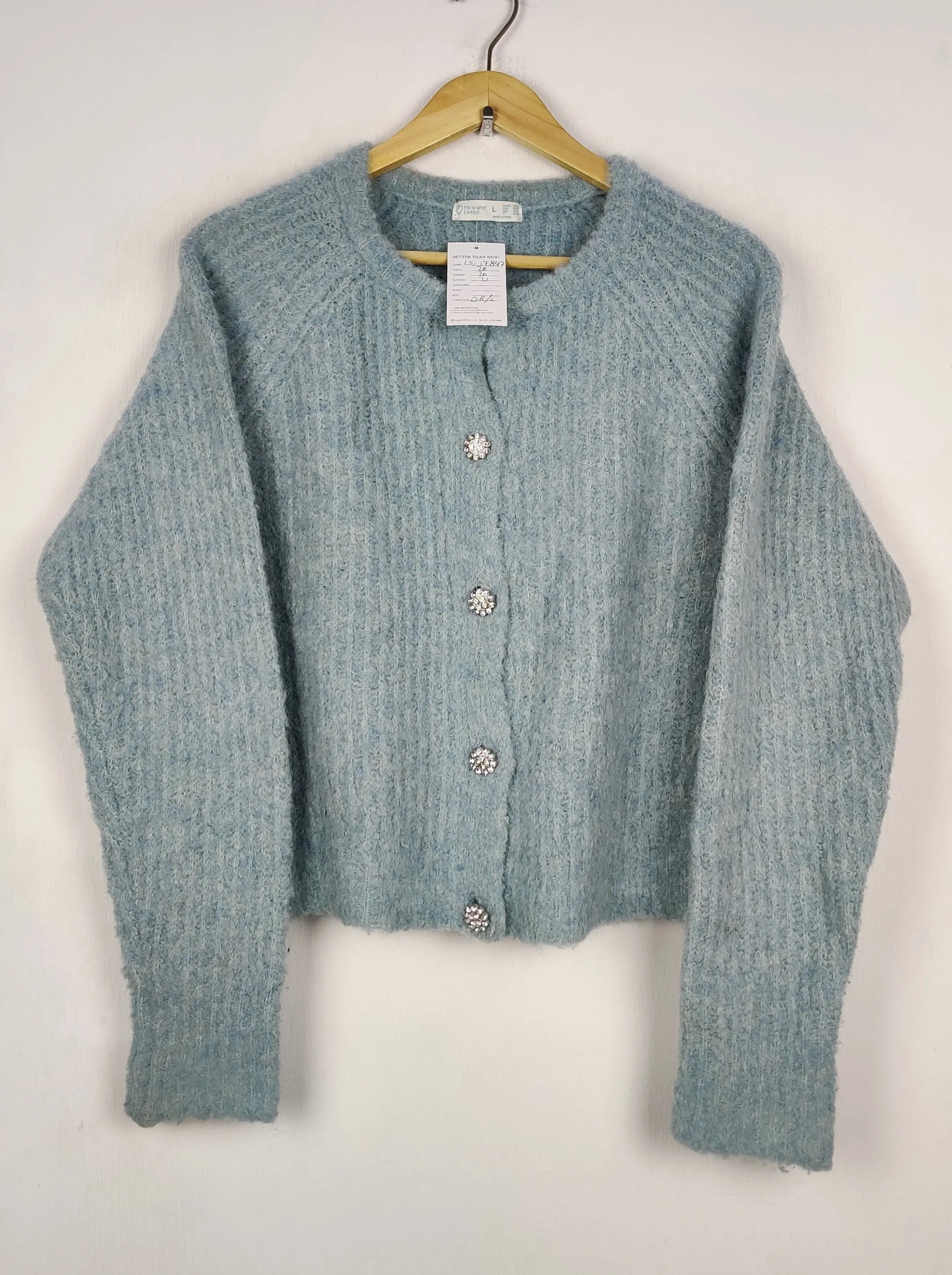 Buy online pre-used pre-loved 100% authentic & Original branded Primark (LS-17847) available in Pakistan. Top international brands avilable.