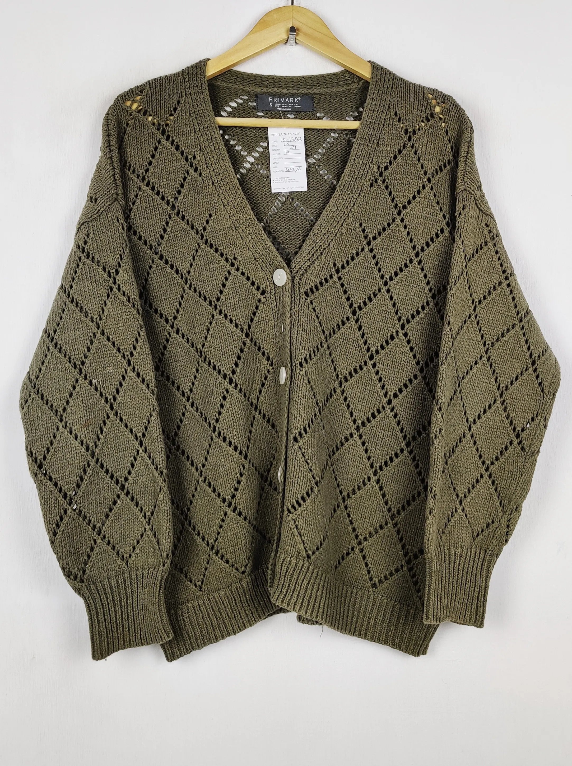 Buy online pre-used pre-loved 100% authentic & Original branded Primark (LS-17863) available in Pakistan. Top international brands avilable.