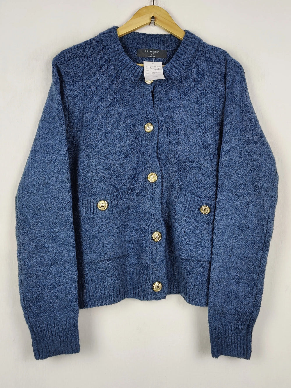 Buy online pre-used pre-loved 100% authentic & Original branded Primark (LS-17867) available in Pakistan. Top international brands avilable.