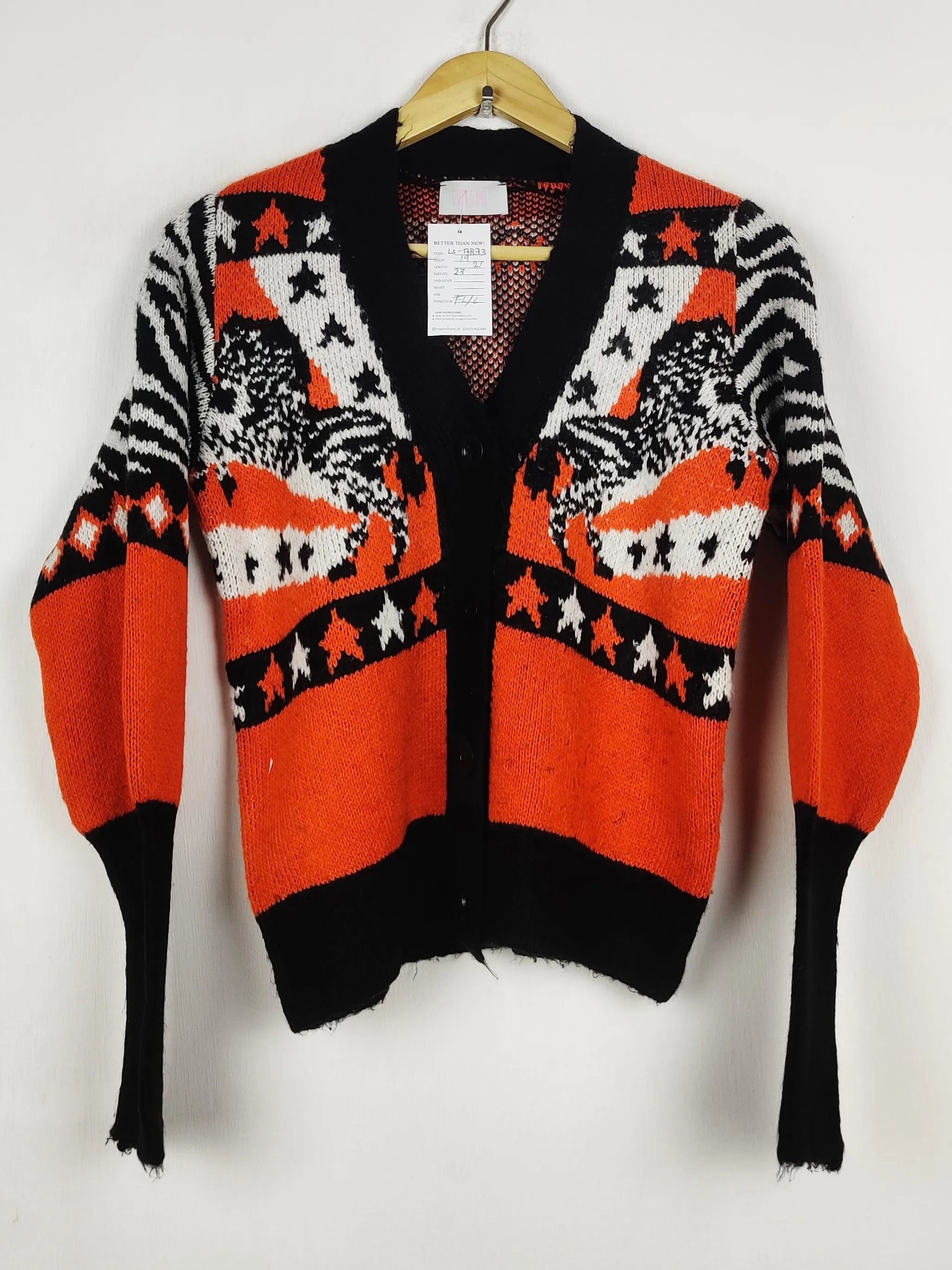 Buy online pre-used pre-loved 100% authentic & Original branded Savida (LS-17873) available in Pakistan. Top international brands avilable.