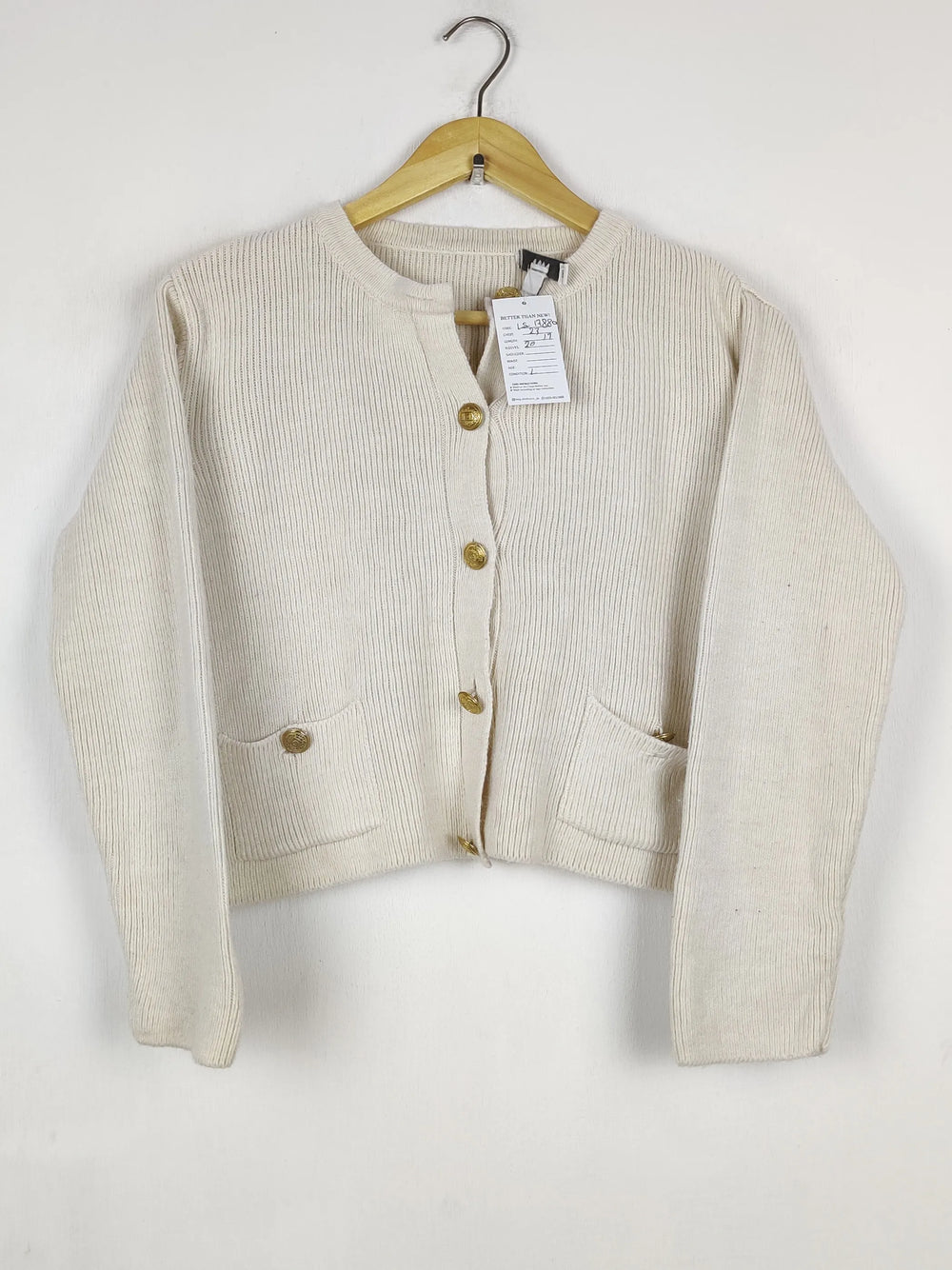 Buy online pre-used pre-loved 100% authentic & Original branded Marks & Spencer (LS-17880) available in Pakistan. Top international brands avilable.