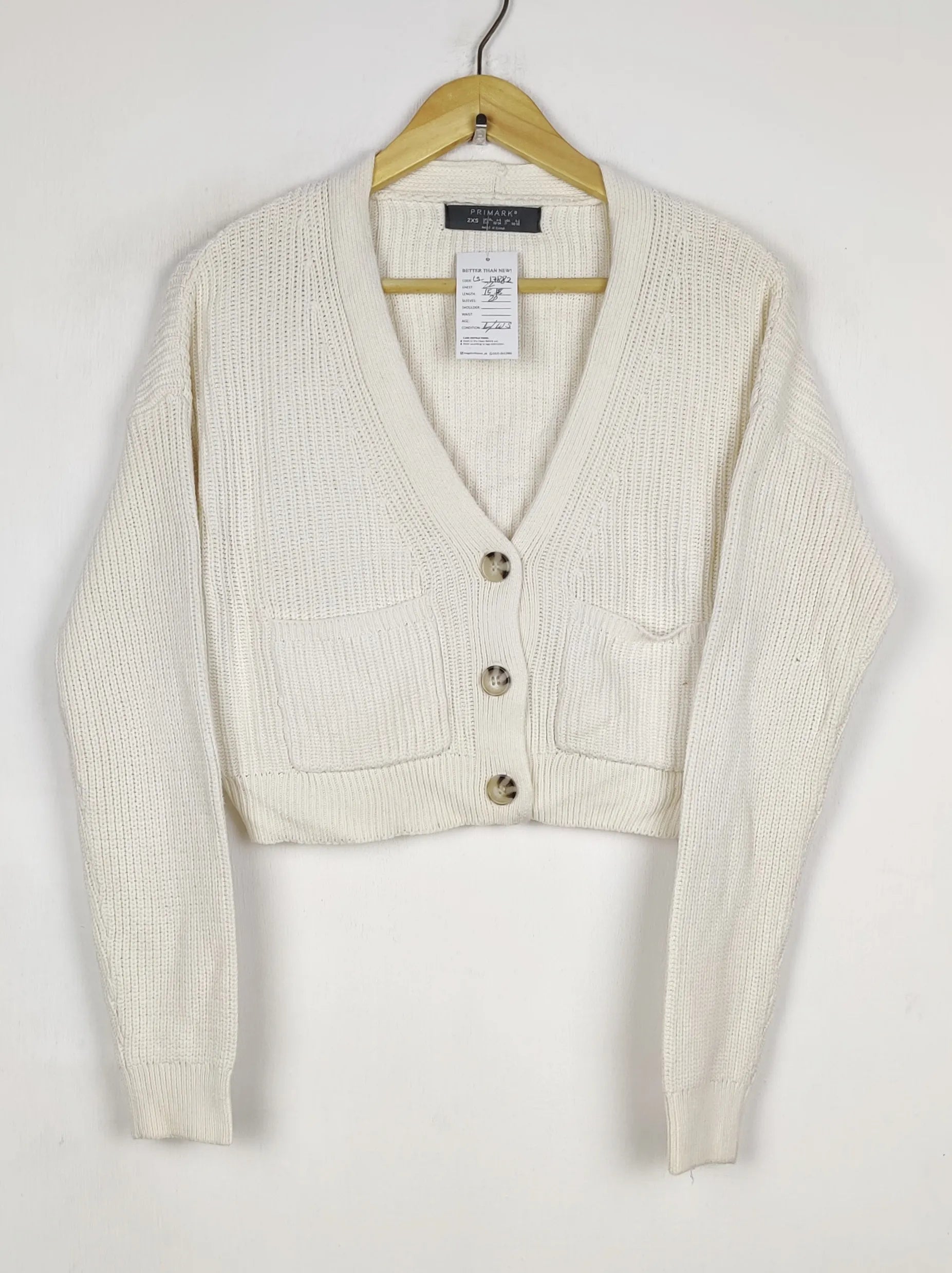 Buy online pre-used pre-loved 100% authentic & Original branded Primark (LS-17882) available in Pakistan. Top international brands avilable.