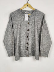 Buy online pre-used pre-loved 100% authentic & Original branded Marks & Spencer (LS-17895) available in Pakistan. Top international brands avilable.