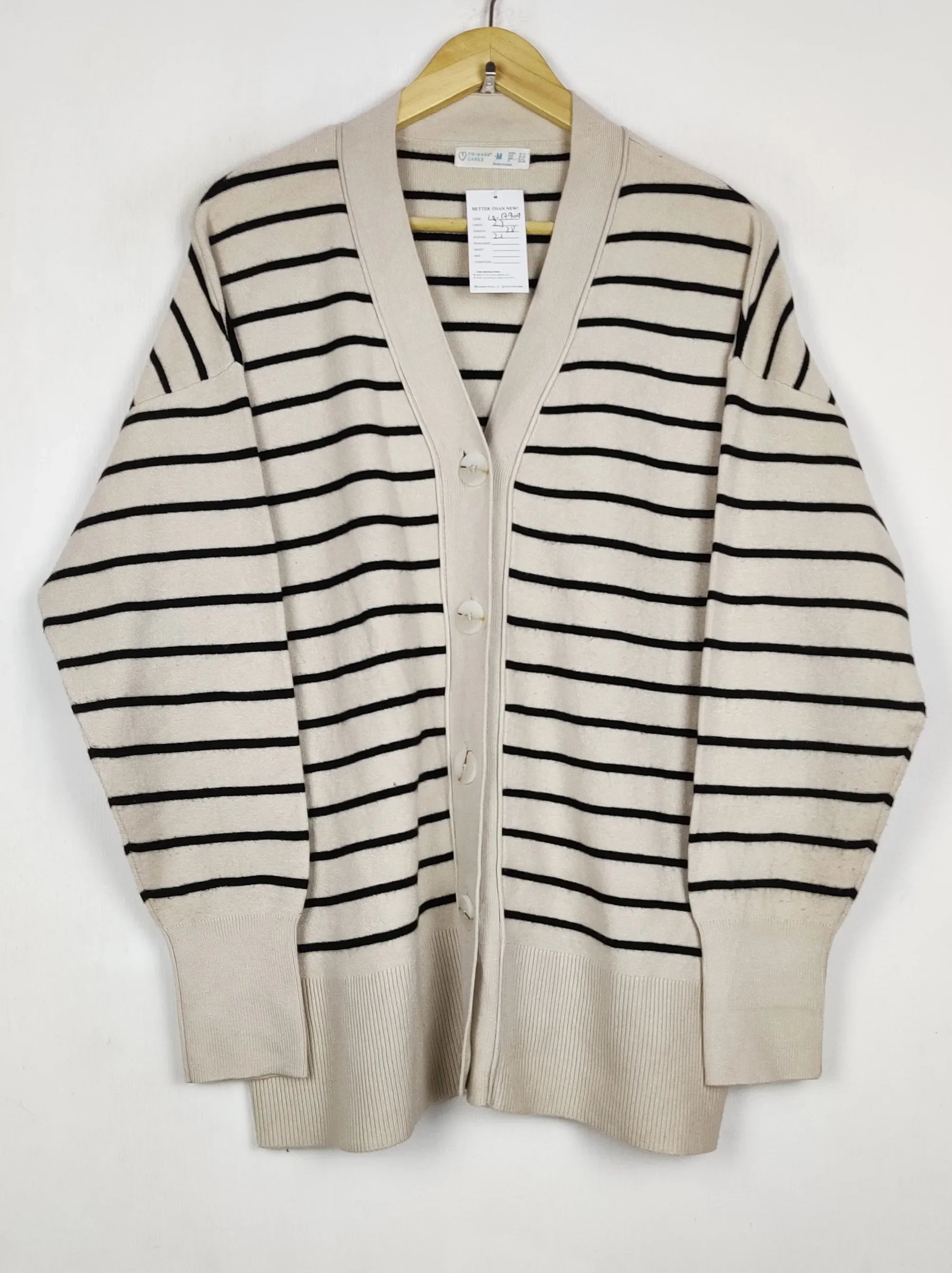 Buy online pre-used pre-loved 100% authentic & Original branded Primark (LS-17909) available in Pakistan. Top international brands avilable.