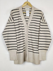 Buy online pre-used pre-loved 100% authentic & Original branded Primark (LS-17909) available in Pakistan. Top international brands avilable.