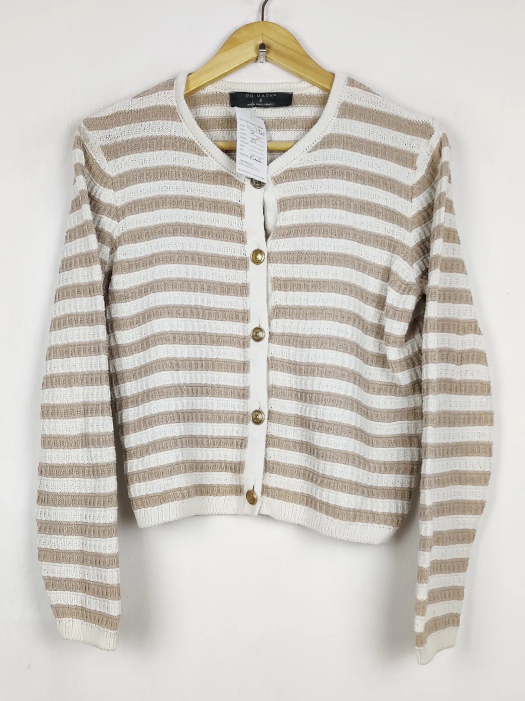 Buy online pre-used pre-loved 100% authentic & Original branded Primark (LS-17925) available in Pakistan. Top international brands avilable.