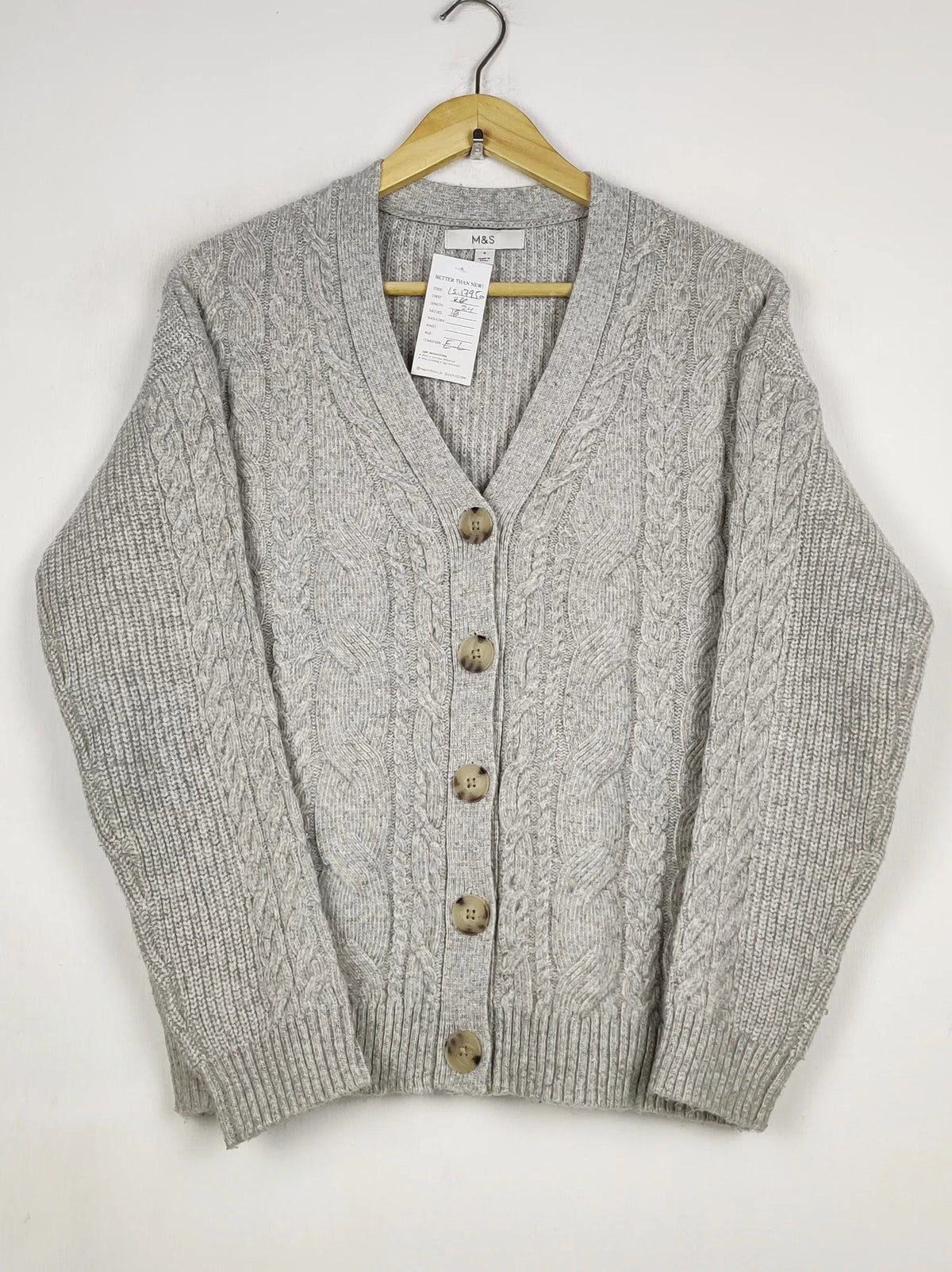 Buy online pre-used pre-loved 100% authentic & Original branded Marks & Spencer (LS-17950) available in Pakistan. Top international brands avilable.