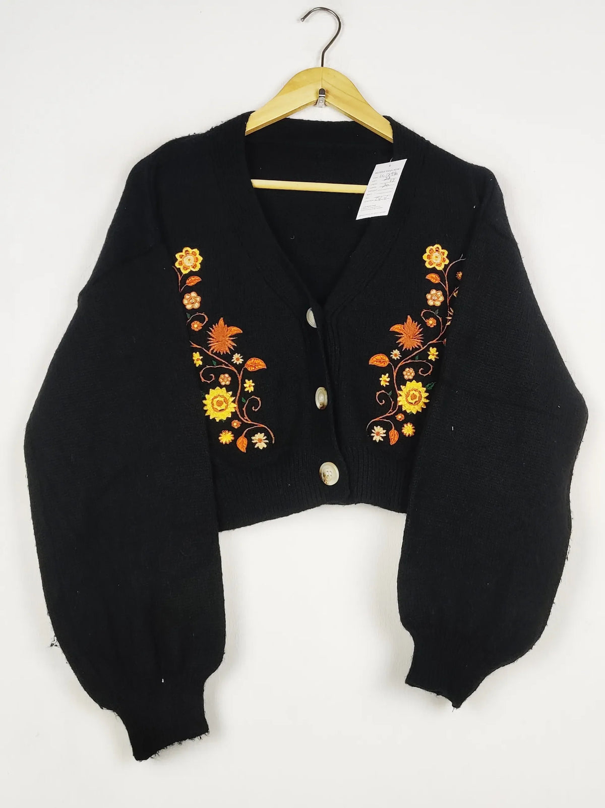 Buy online pre-used pre-loved 100% authentic & Original branded Romwe (LS-17970) available in Pakistan. Top international brands avilable.