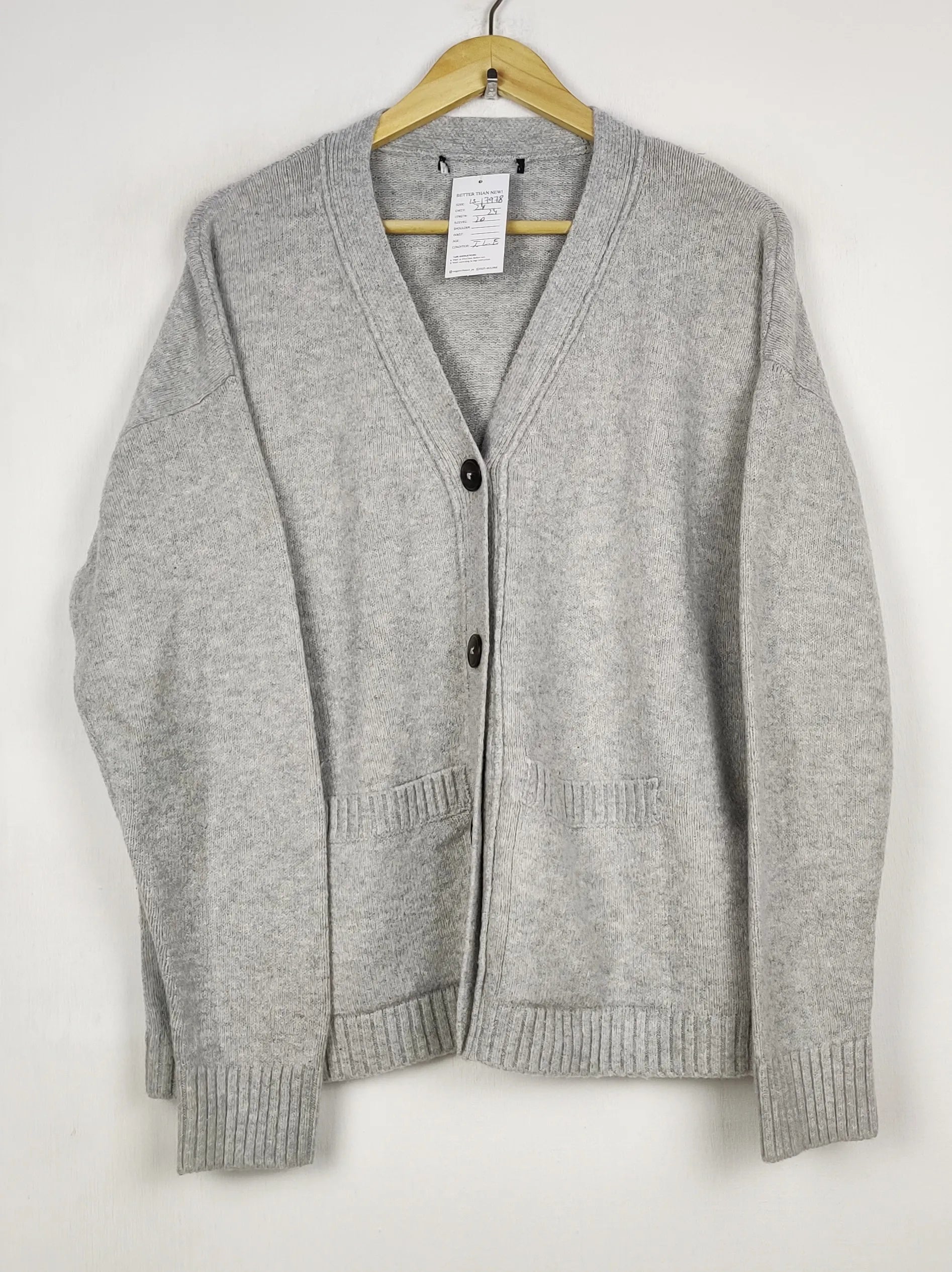 Buy online pre-used pre-loved 100% authentic & Original branded Dunnes Stores (LS-17978) available in Pakistan. Top international brands avilable.