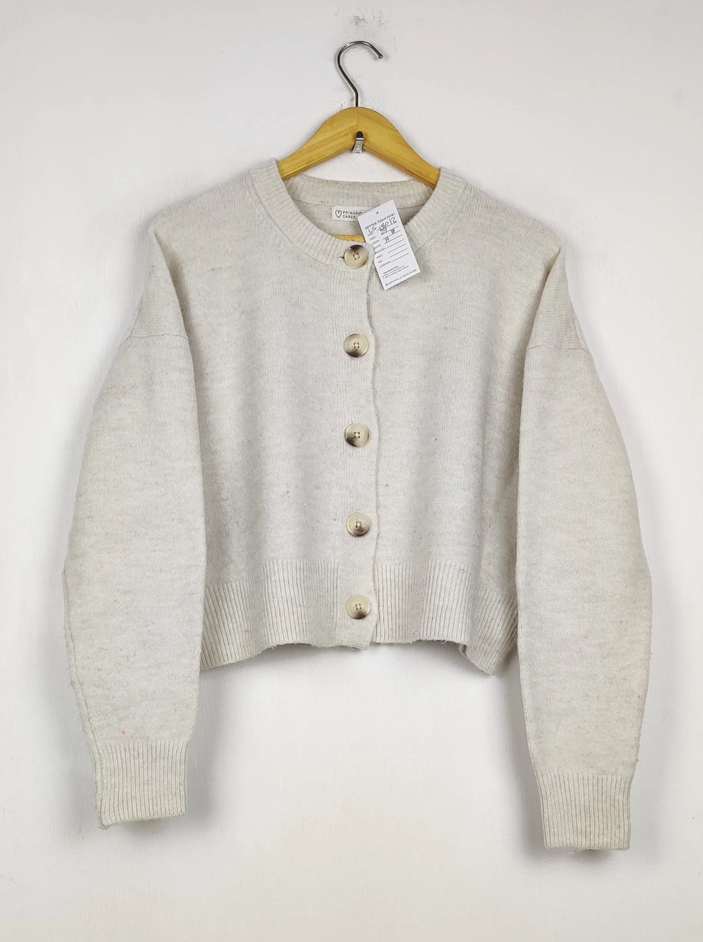 Buy online pre-used pre-loved 100% authentic & Original branded Primark (LS-18012) available in Pakistan. Top international brands avilable.