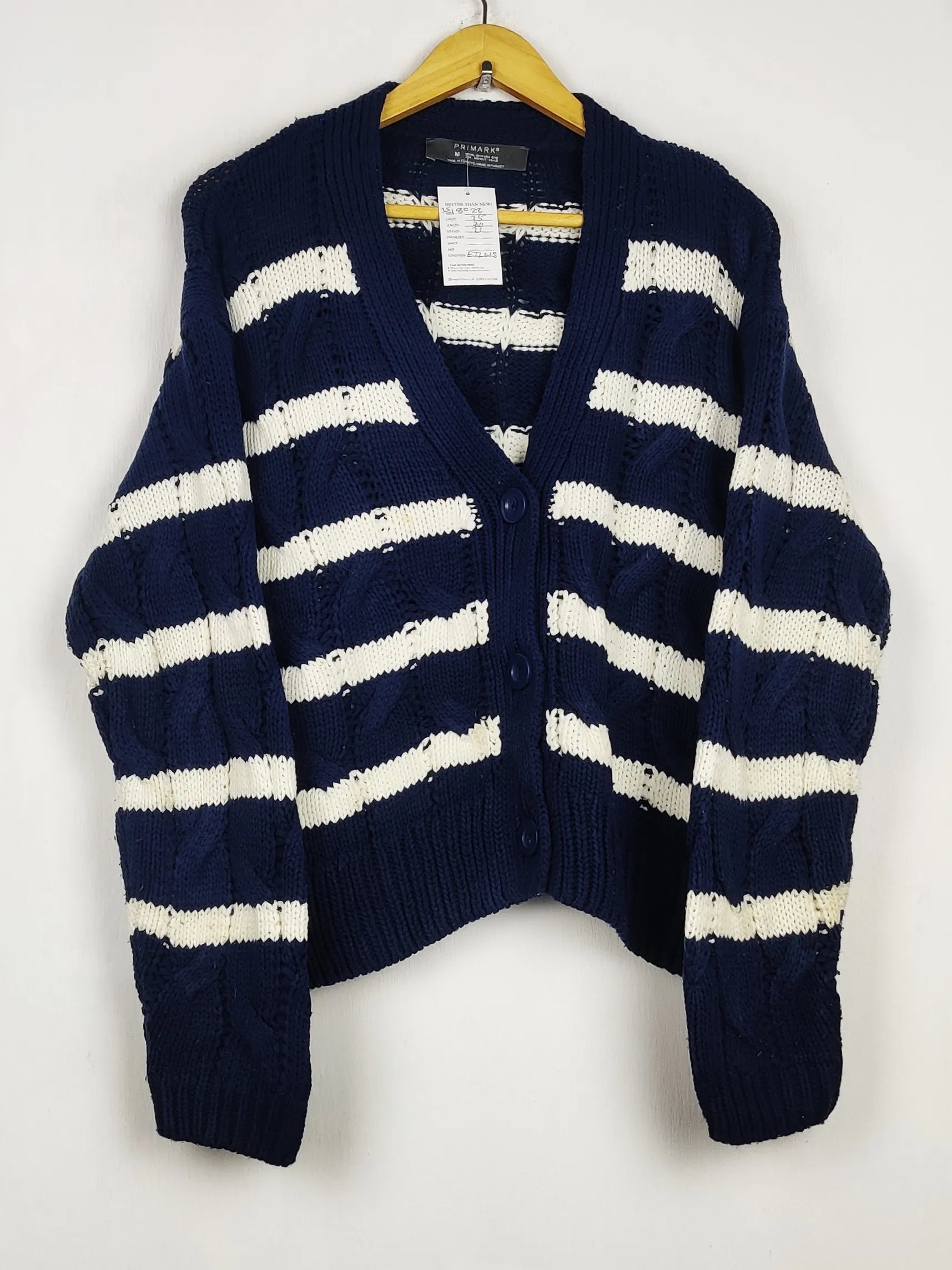 Buy online pre-used pre-loved 100% authentic & Original branded Primark (LS-18022) available in Pakistan. Top international brands avilable.