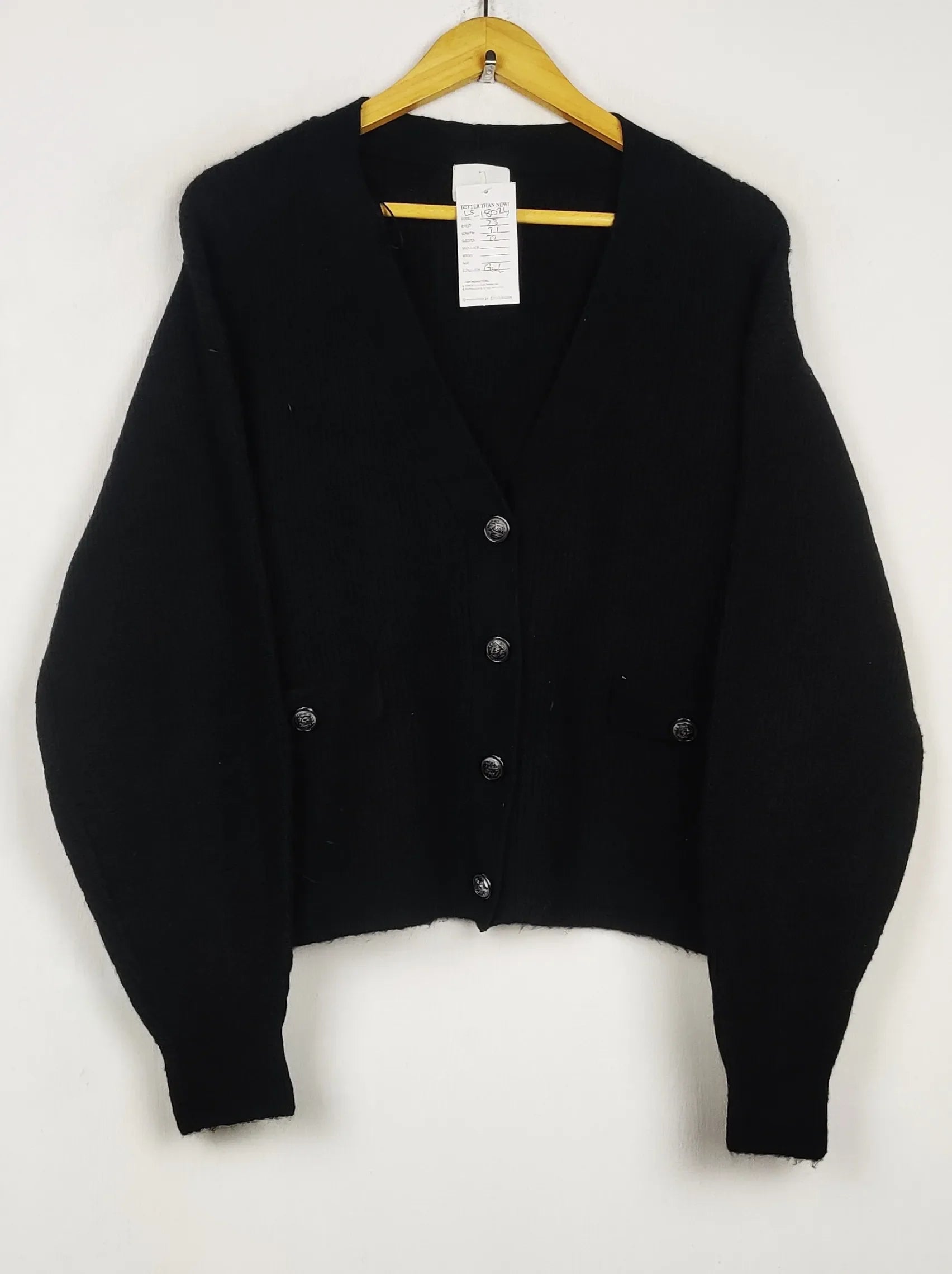 Buy online pre-used pre-loved 100% authentic & Original branded H&M (LS-18024) available in Pakistan. Top international brands avilable.