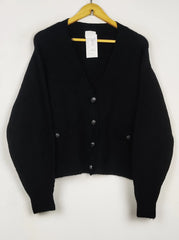 Buy online pre-used pre-loved 100% authentic & Original branded H&M (LS-18024) available in Pakistan. Top international brands avilable.