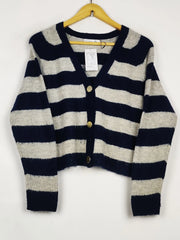 Buy online pre-used pre-loved 100% authentic & Original branded Primark (LS-18026) available in Pakistan. Top international brands avilable.