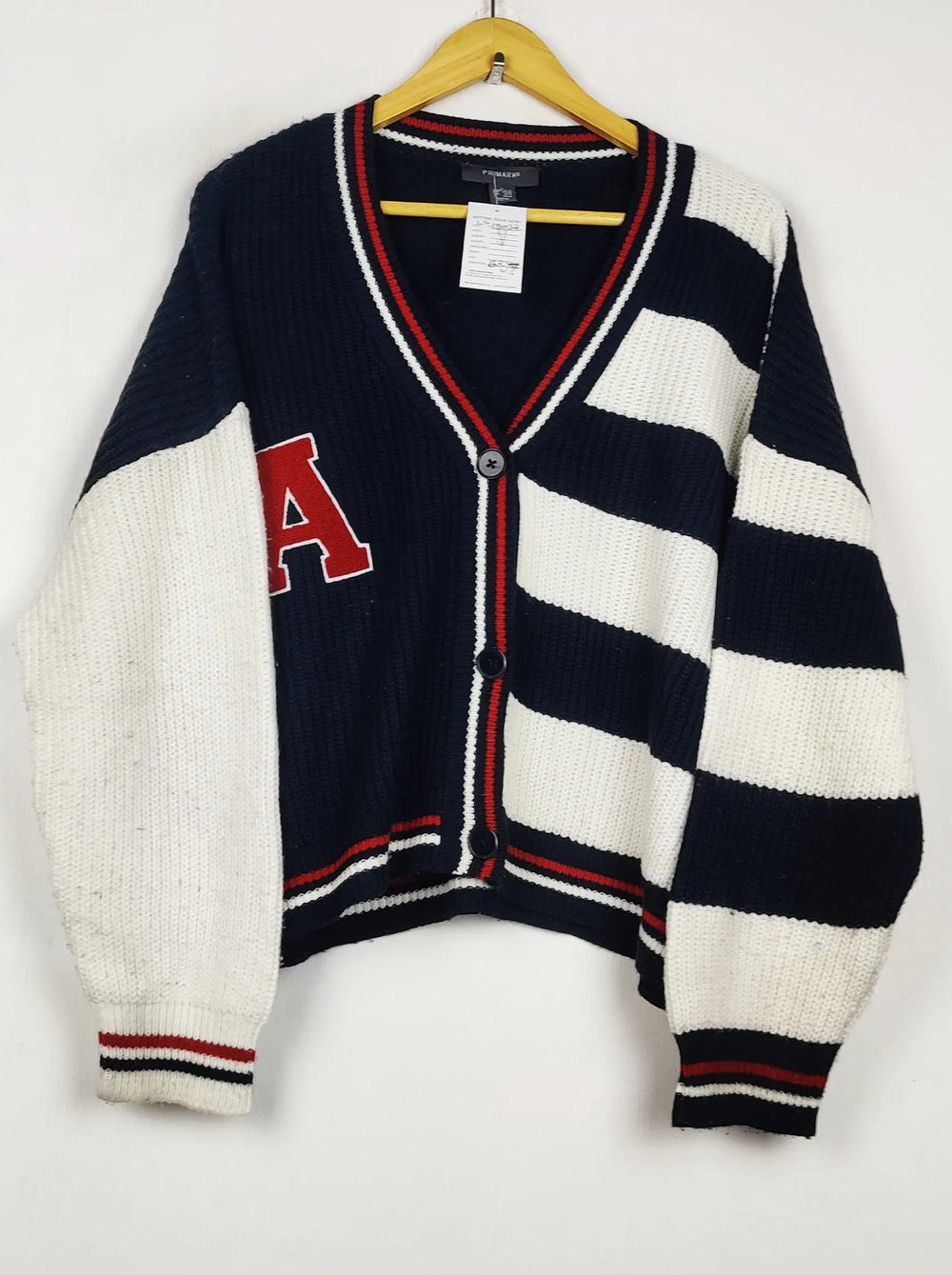 Buy online pre-used pre-loved 100% authentic & Original branded Primark (LS-18032) available in Pakistan. Top international brands avilable.