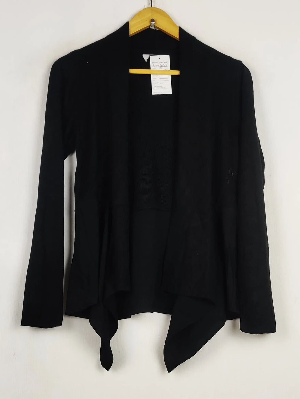 Buy online pre-used pre-loved 100% authentic & Original branded Marks & Spencer (LS-18035) available in Pakistan. Top international brands avilable.