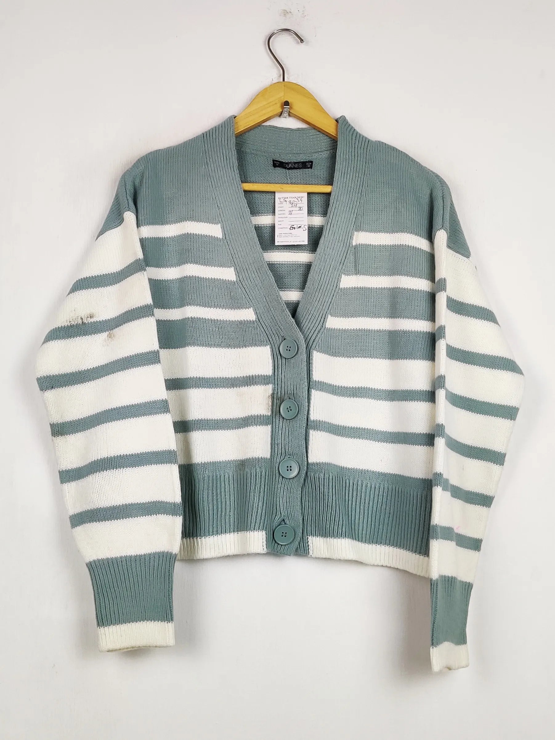 Buy online pre-used pre-loved 100% authentic & Original branded Dunnes Stores (LS-18039) available in Pakistan. Top international brands avilable.