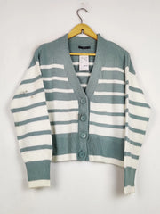Buy online pre-used pre-loved 100% authentic & Original branded Dunnes Stores (LS-18039) available in Pakistan. Top international brands avilable.