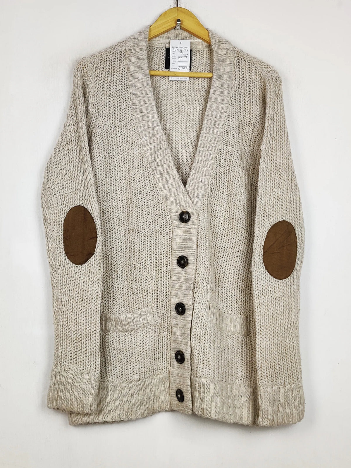 Buy online pre-used pre-loved 100% authentic & Original branded Zara (LS-18049) available in Pakistan. Top international brands avilable.