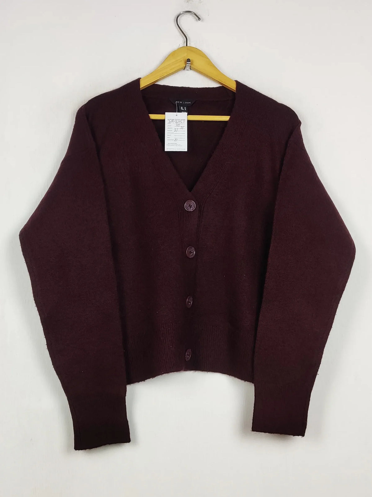 Buy online pre-used pre-loved 100% authentic & Original branded New Look (LS-18051) available in Pakistan. Top international brands avilable.