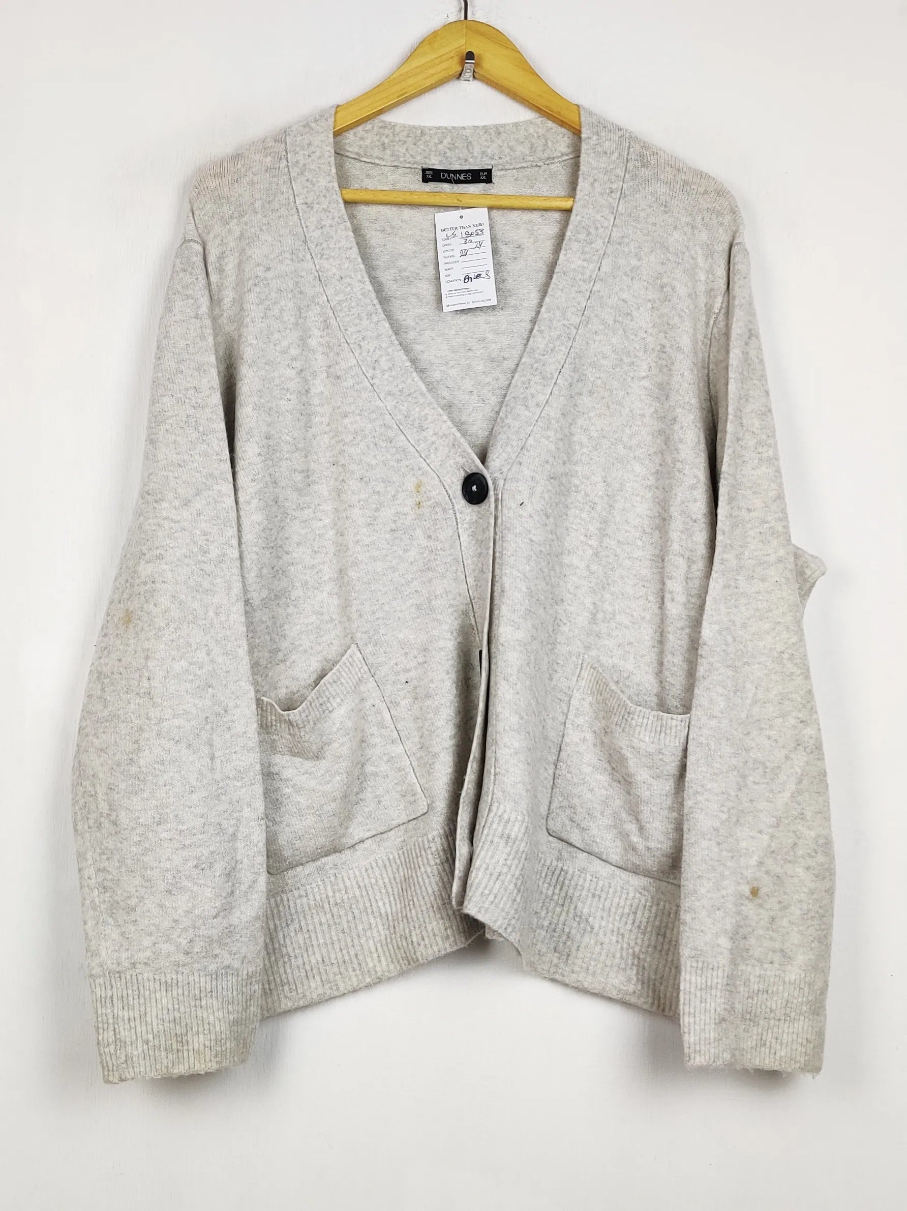 Buy online pre-used pre-loved 100% authentic & Original branded Dunnes Stores (LS-18053) available in Pakistan. Top international brands avilable.