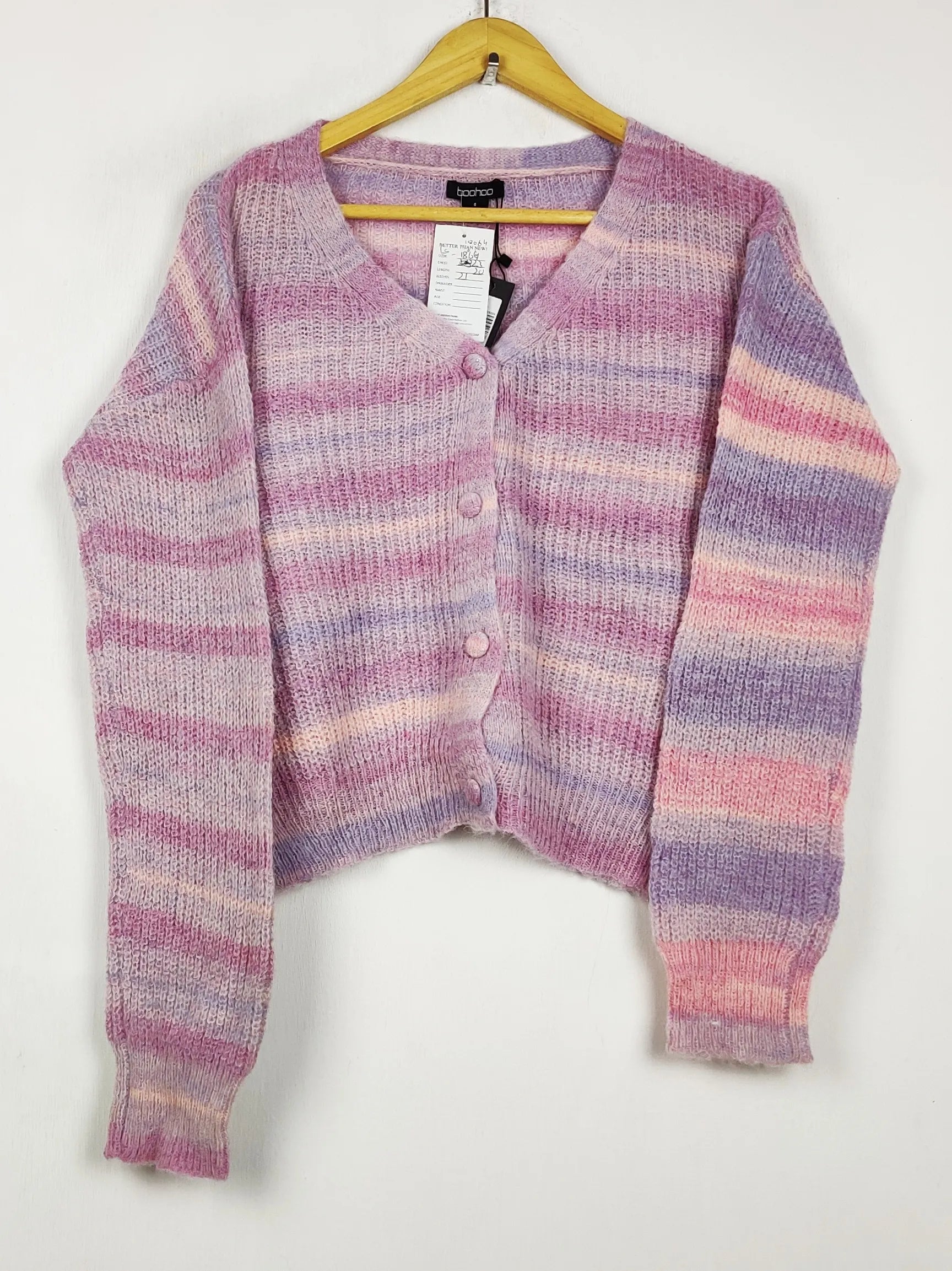 Buy online pre-used pre-loved 100% authentic & Original branded Boohoo (LS-18064) available in Pakistan. Top international brands avilable.