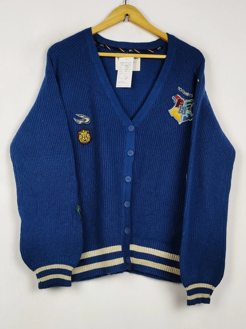 Buy online pre-used pre-loved 100% authentic & Original branded Marks & Spencer (LS-18076) available in Pakistan. Top international brands avilable.