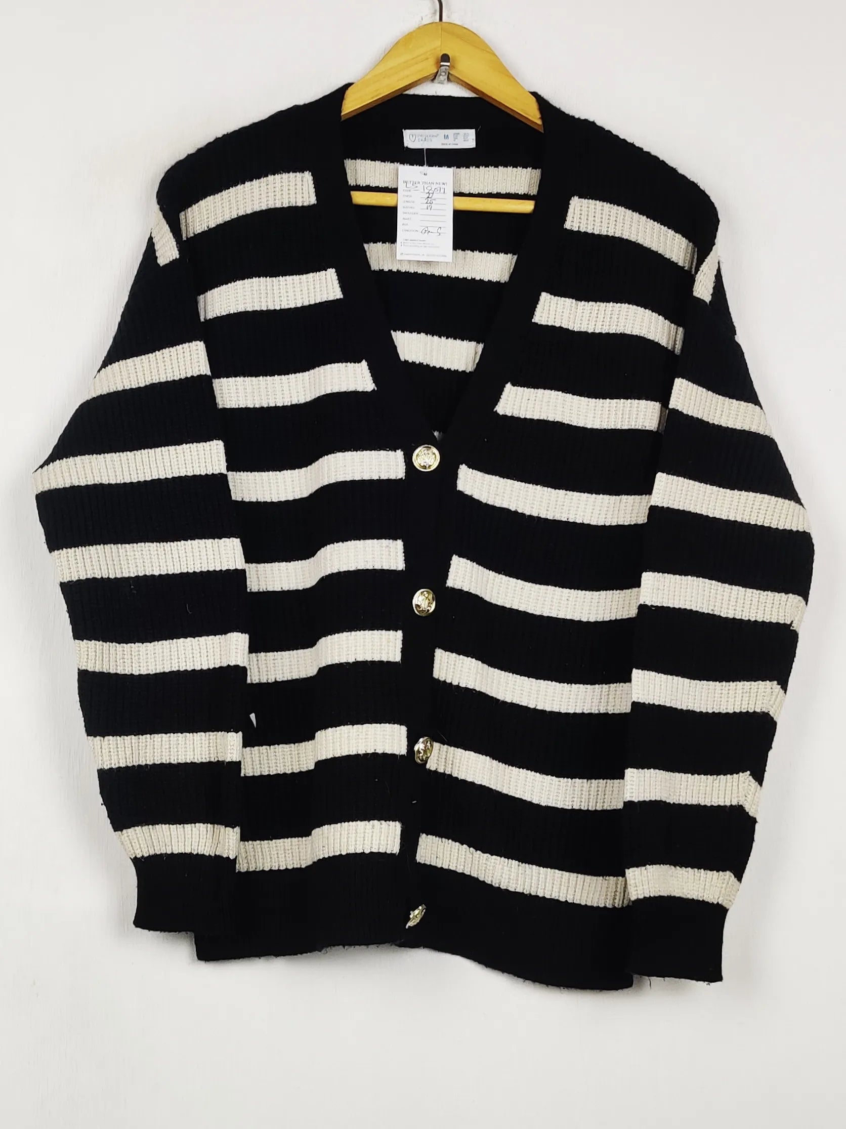 Buy online pre-used pre-loved 100% authentic & Original branded Primark (LS-18077) available in Pakistan. Top international brands avilable.