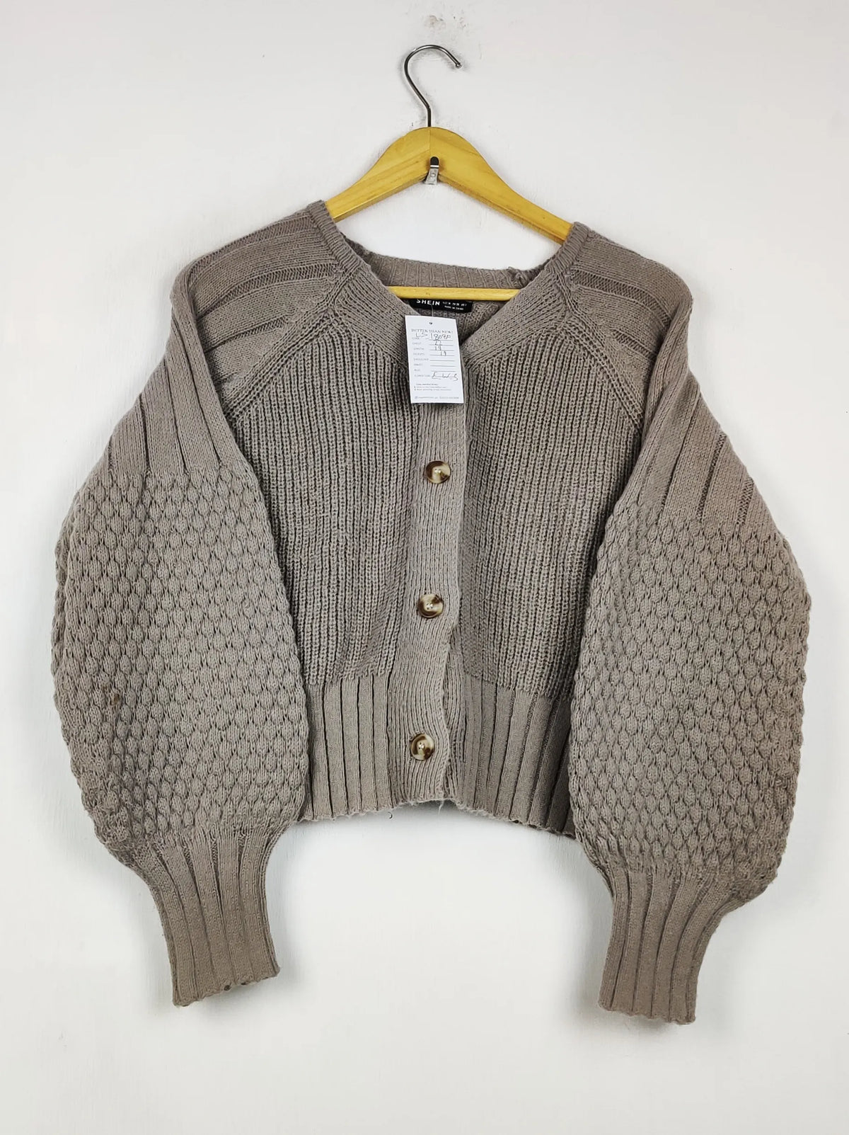 Buy online pre-used pre-loved 100% authentic & Original branded Shein (LS-18080) available in Pakistan. Top international brands avilable.