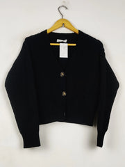 Buy online pre-used pre-loved 100% authentic & Original branded Primark (LS-18082) available in Pakistan. Top international brands avilable.