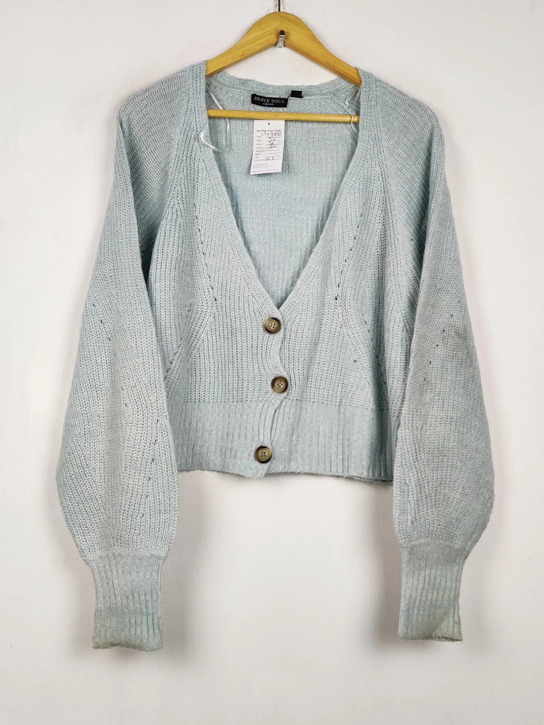 Buy online pre-used pre-loved 100% authentic & Original branded Brave Soul (LS-18083) available in Pakistan. Top international brands avilable.
