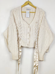 Buy online pre-used pre-loved 100% authentic & Original branded Gallery (LS-18088) available in Pakistan. Top international brands avilable.