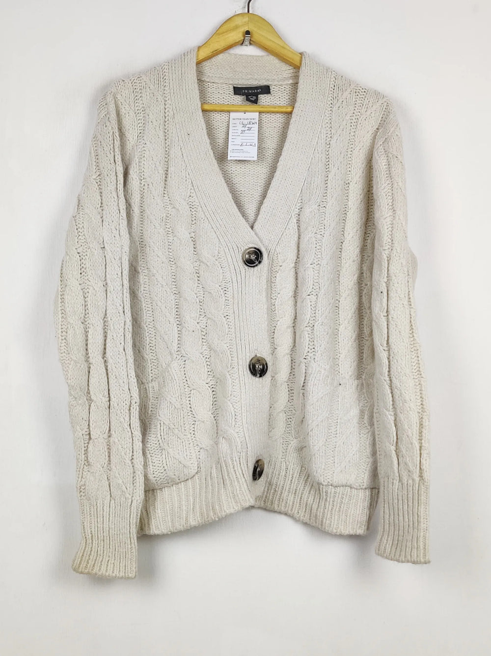 Buy online pre-used pre-loved 100% authentic & Original branded Primark (LS-18104) available in Pakistan. Top international brands avilable.