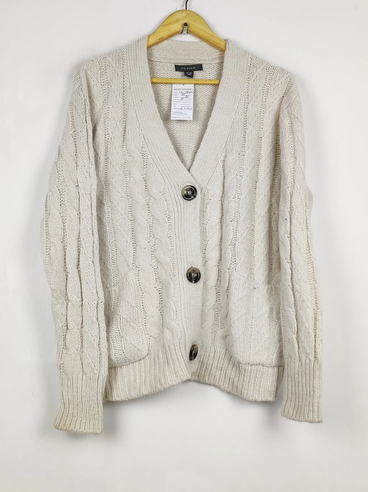 Buy online pre-used pre-loved 100% authentic & Original branded Primark (LS-18104) available in Pakistan. Top international brands avilable.