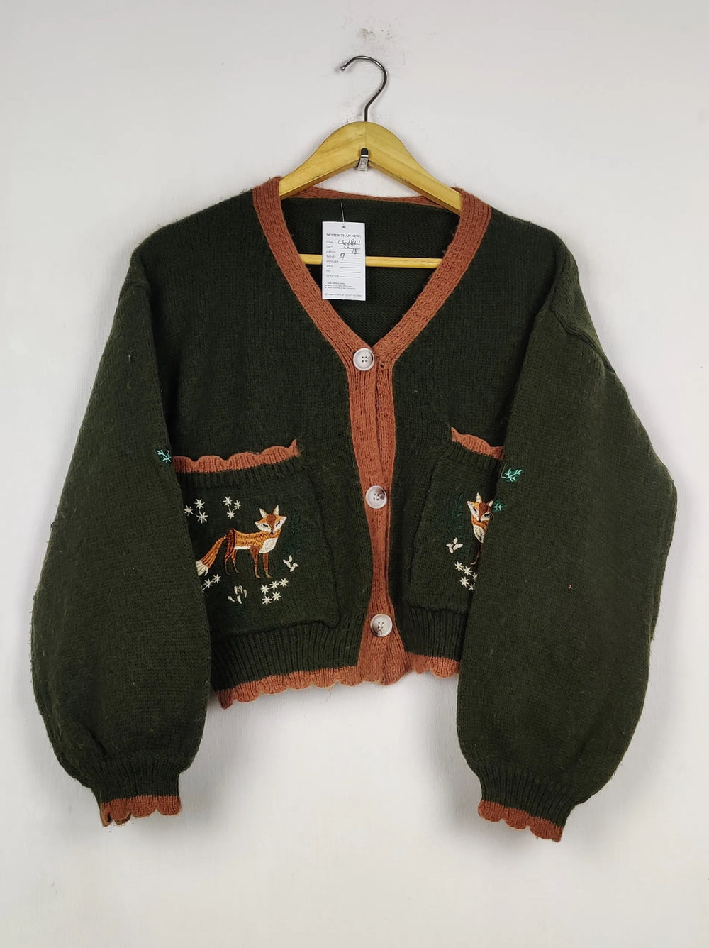 Buy online pre-used pre-loved 100% authentic & Original branded Unknown Brand (LS-18111) available in Pakistan. Top international brands avilable.