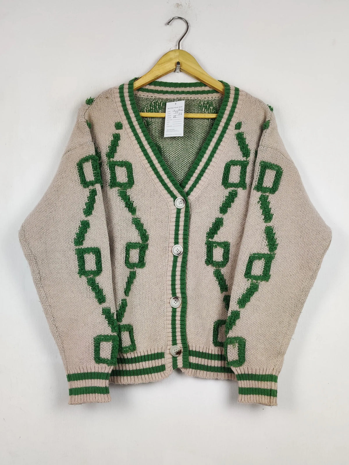 Buy online pre-used pre-loved 100% authentic & Original branded Unknown Brand (LS-18116) available in Pakistan. Top international brands avilable.