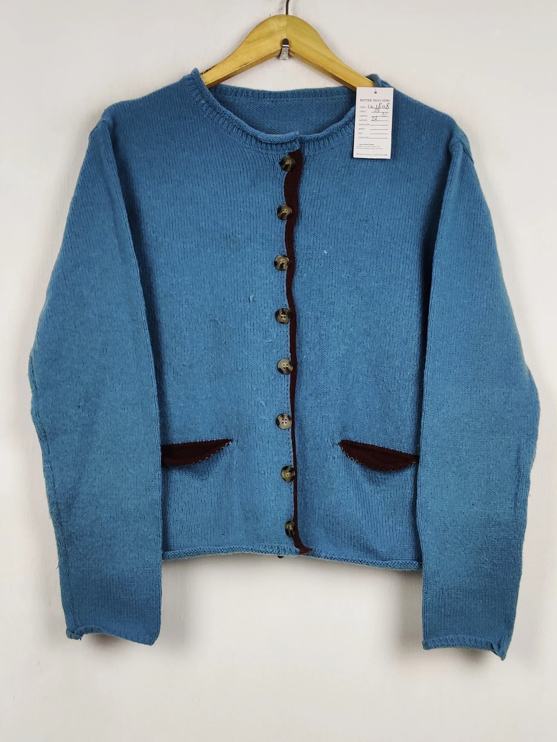 Buy online pre-used pre-loved 100% authentic & Original branded Unknown Brand (LS-18118) available in Pakistan. Top international brands avilable.